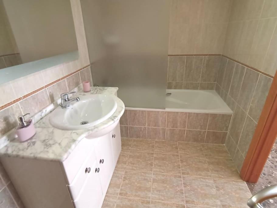 Acogedora Y Confortable Casa Familiar En L'Ollería מראה חיצוני תמונה