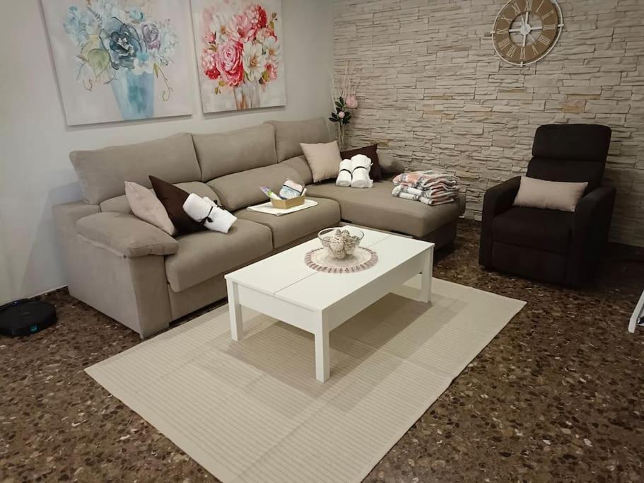 Acogedora Y Confortable Casa Familiar En L'Ollería מראה חיצוני תמונה
